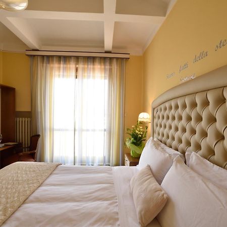 Hotel Bergamo Mare Mhotelsgroup San Bartolomeo al Mare Kültér fotó