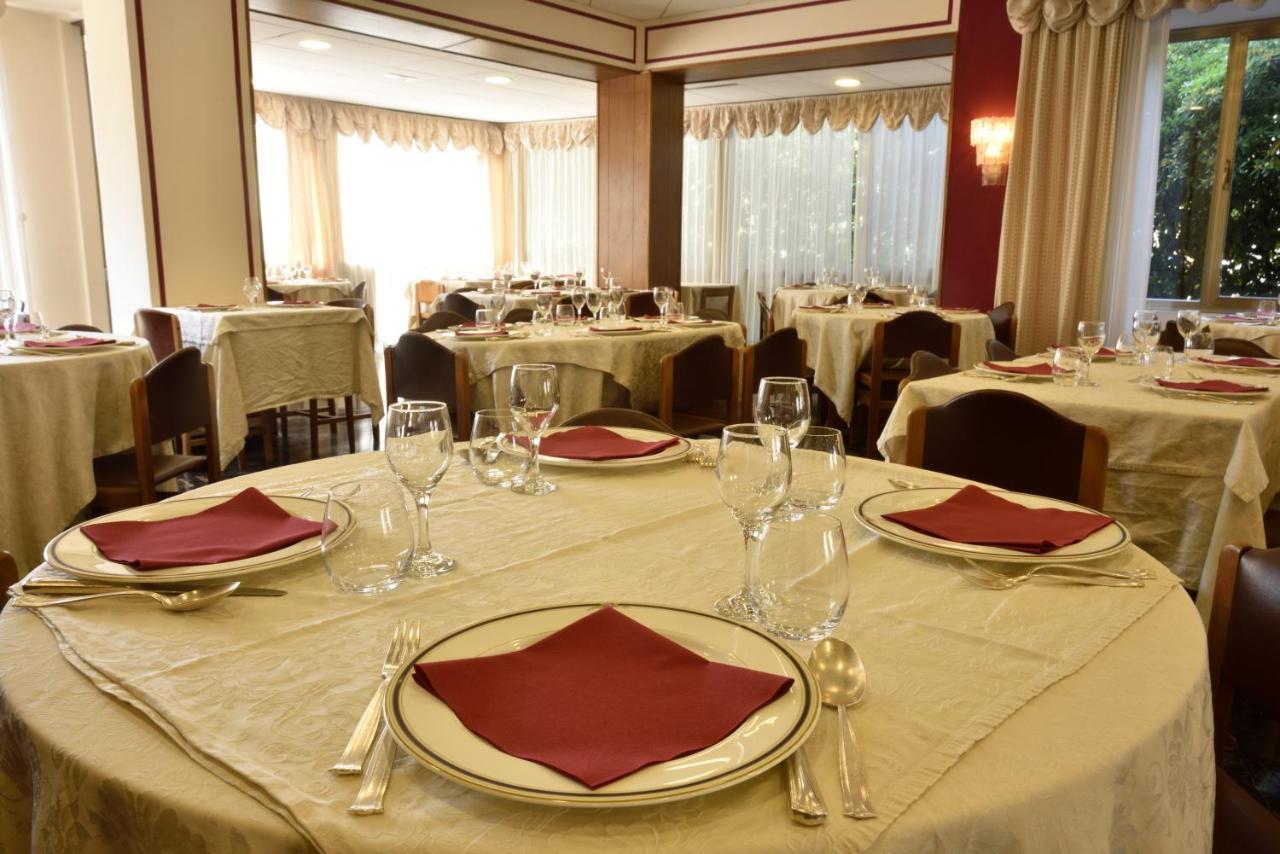 Hotel Bergamo Mare Mhotelsgroup San Bartolomeo al Mare Kültér fotó
