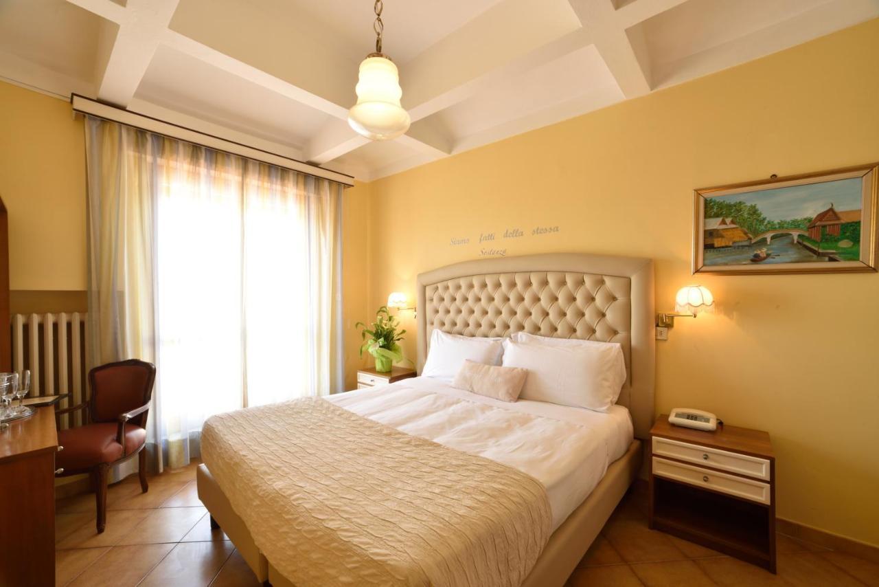 Hotel Bergamo Mare Mhotelsgroup San Bartolomeo al Mare Kültér fotó